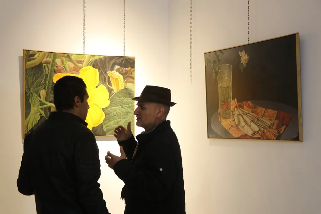 ​​​​​​​معرض للوحات ٤ رسامين يفتتح في مدينة قامشلو