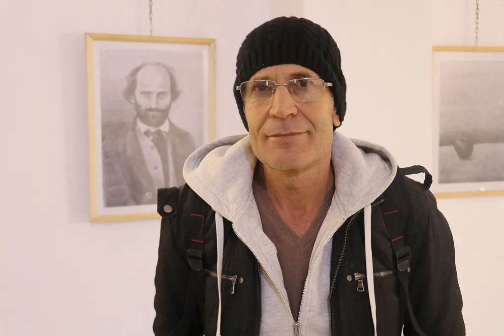 ​​​​​​​معرض للوحات ٤ رسامين يفتتح في مدينة قامشلو