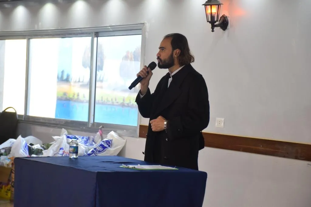​​​​​​​في اليوم العالمي للغة الأم.. توزيع الجلاء المدرسي وتكريم الطلاب في الرقة والطبقة ودير الزور