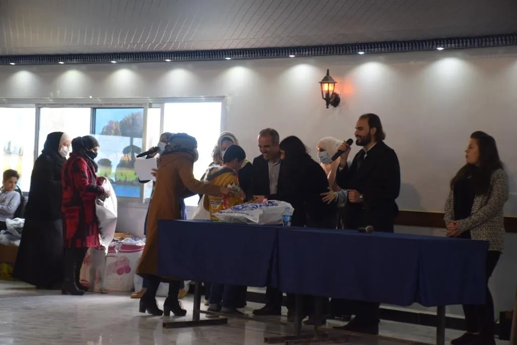 ​​​​​​​في اليوم العالمي للغة الأم.. توزيع الجلاء المدرسي وتكريم الطلاب في الرقة والطبقة ودير الزور