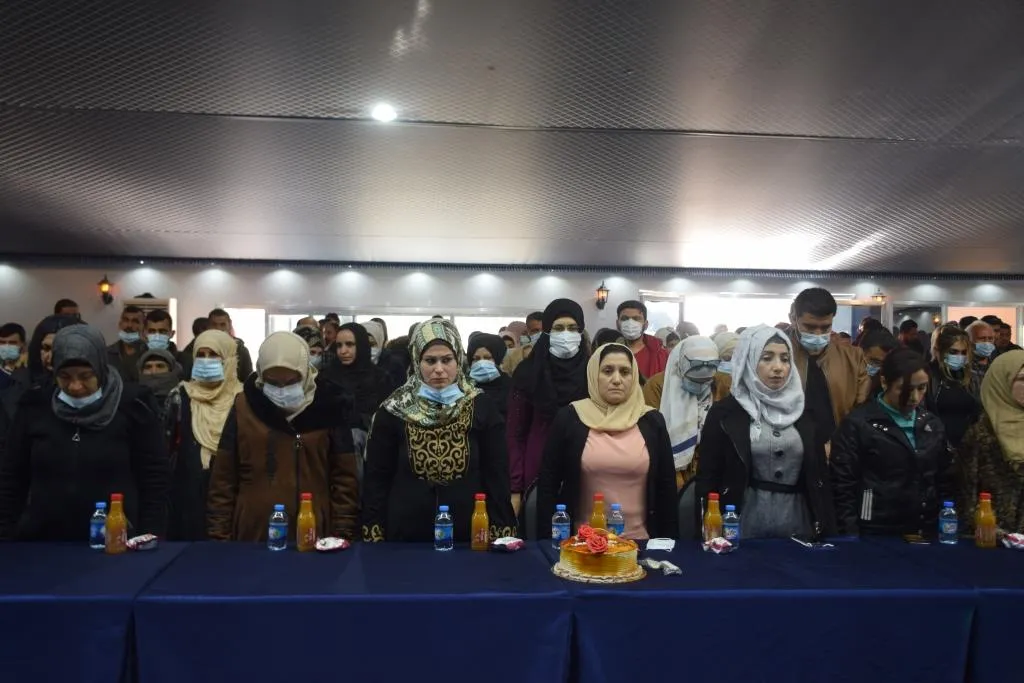 ​​​​​​​في اليوم العالمي للغة الأم.. توزيع الجلاء المدرسي وتكريم الطلاب في الرقة والطبقة ودير الزور