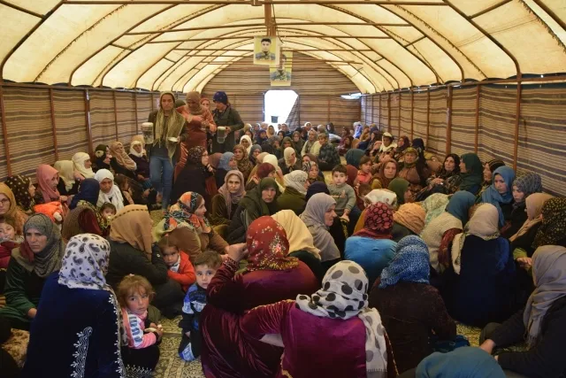 ​​​​​​​أهالي كوباني يقدمون واجب العزاء لذوي الشهيدين جكدار وسلطان