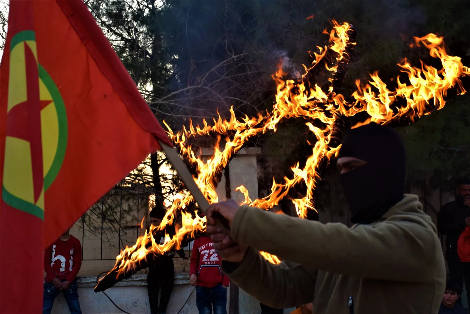 تحت شعار "انضموا لحرب الحرية" تظاهرة للشبيبة في تل تمر