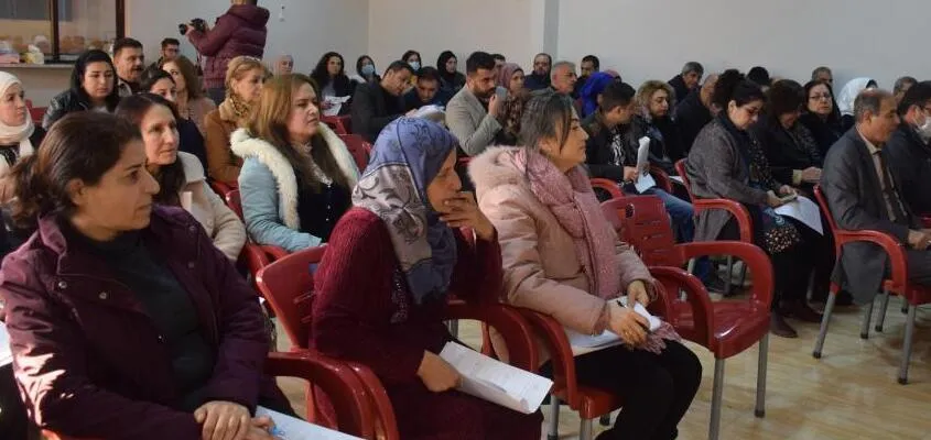 اختتام أعمال اليوم الأول للجلسة الرابعة للجنة الموسعة لصياغة العقد الاجتماعي