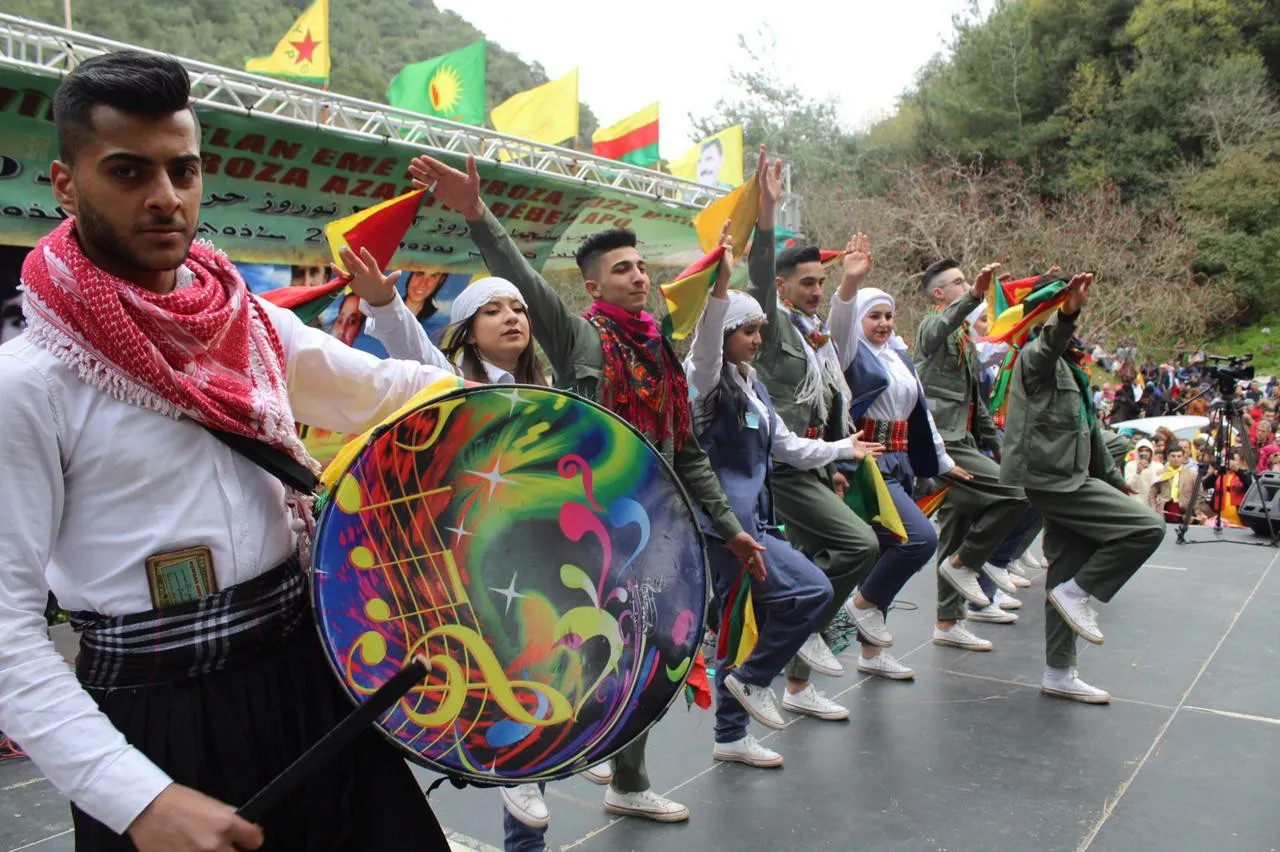 ​​​​​​​الجالية الكردية في لبنان تحتفل بنوروز