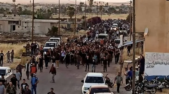 ​​​​​​​تظاهرات في درعا تطالب بـ "إطلاق سراح المعتقلين وإسقاط النظام"