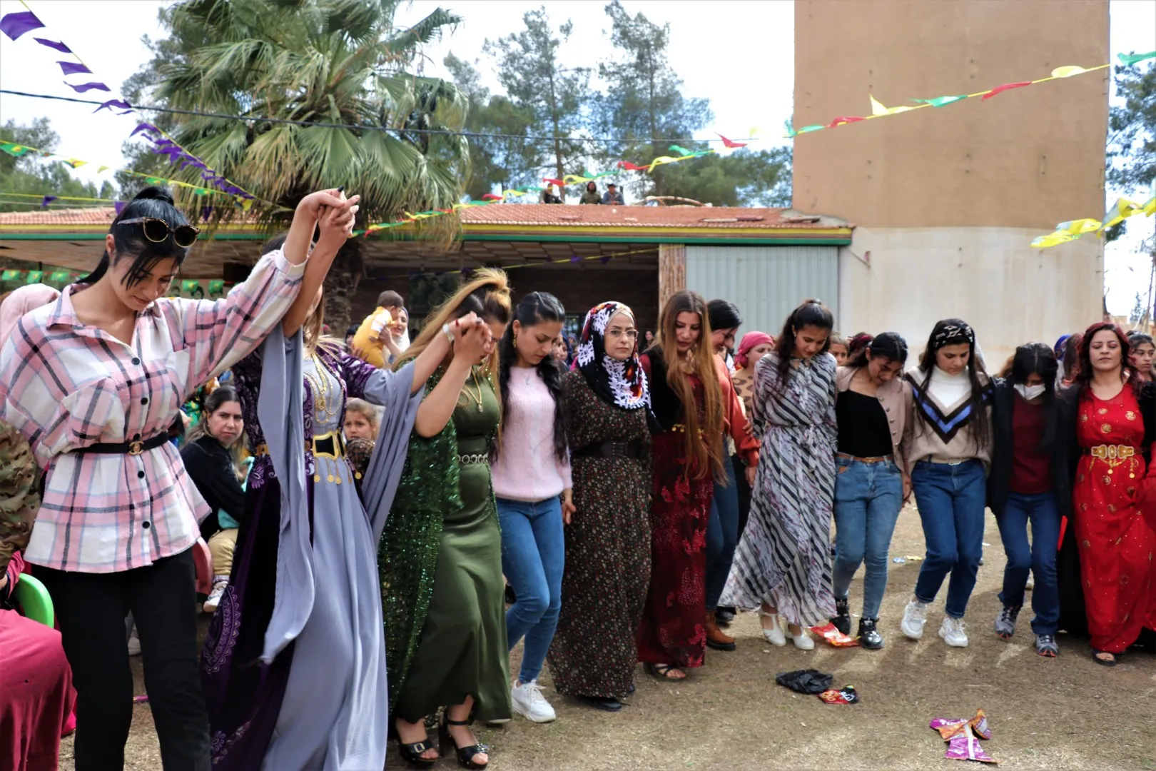 ​​​​​​​انطلاق احتفالات اليوم العالمي للمرأة في شمال وشرق سوريا وحلب ومنبج وإقليم عفرين - تم التحديث