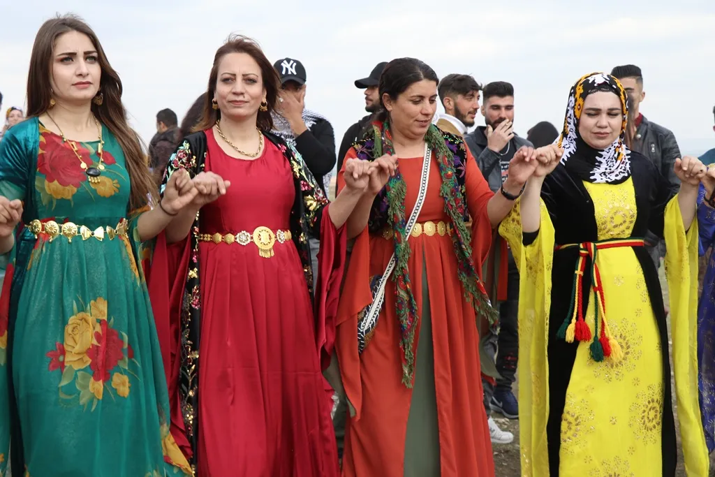 ​​​​​​​النساء يختتمن احتفالاتهن بيومهن العالمي بالتأكيد على مواصلة النضال التحرري - تم التحديث