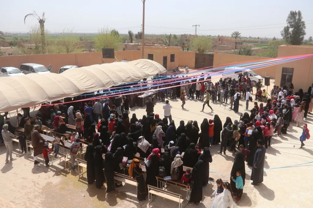 ​​​​​​​مهرجان لتكريم المعلمين والتلاميذ المتفوقين في بلدة السوسة بريف دير الزور