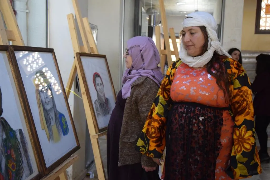 "8 آذار.. ثمرة نضالهن".. أعين النساء في شمال وشرق سوريا تترقب حلوله