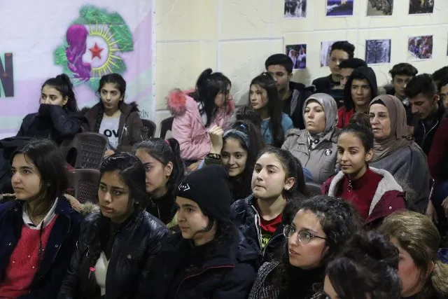 ​​​​​​​المرأة الشابة في حلب تنظم مسابقة شعرية وفكرية بمناسبة 8 آذار