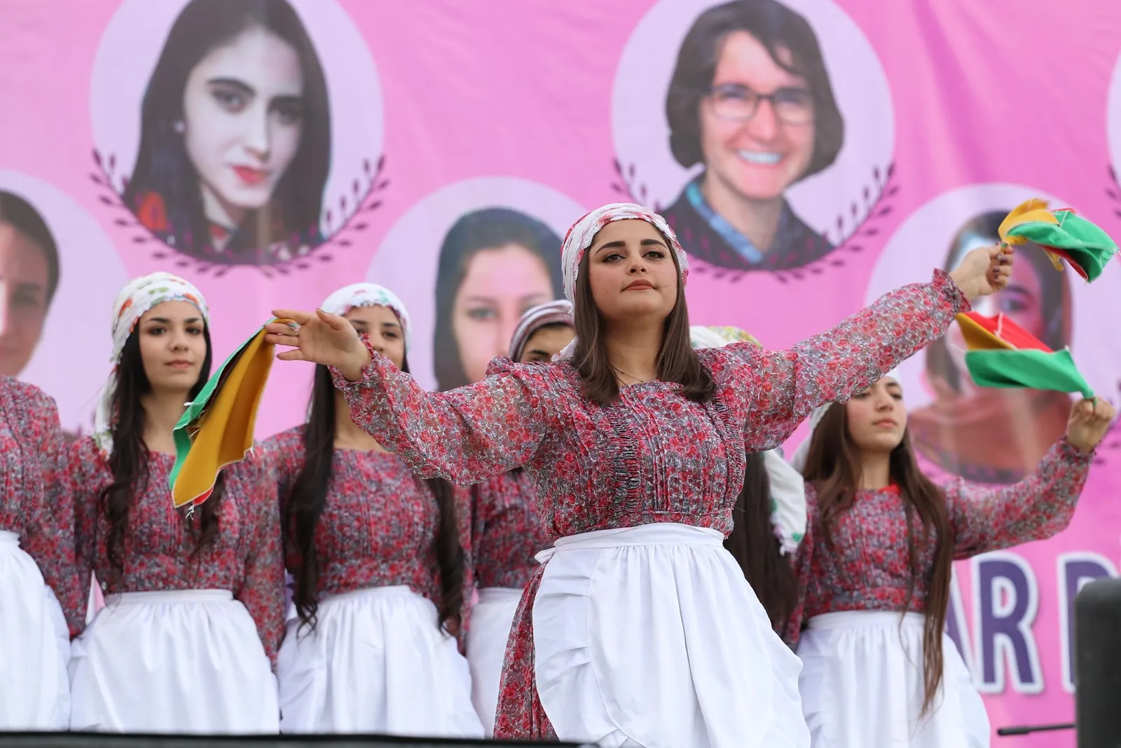 ​​​​​​​النساء يختتمن احتفالاتهن بيومهن العالمي بالتأكيد على مواصلة النضال التحرري - تم التحديث