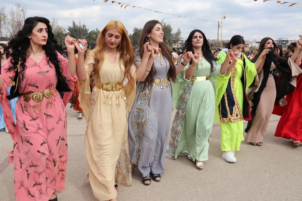 ​​​​​​​النساء يختتمن احتفالاتهن بيومهن العالمي بالتأكيد على مواصلة النضال التحرري - تم التحديث