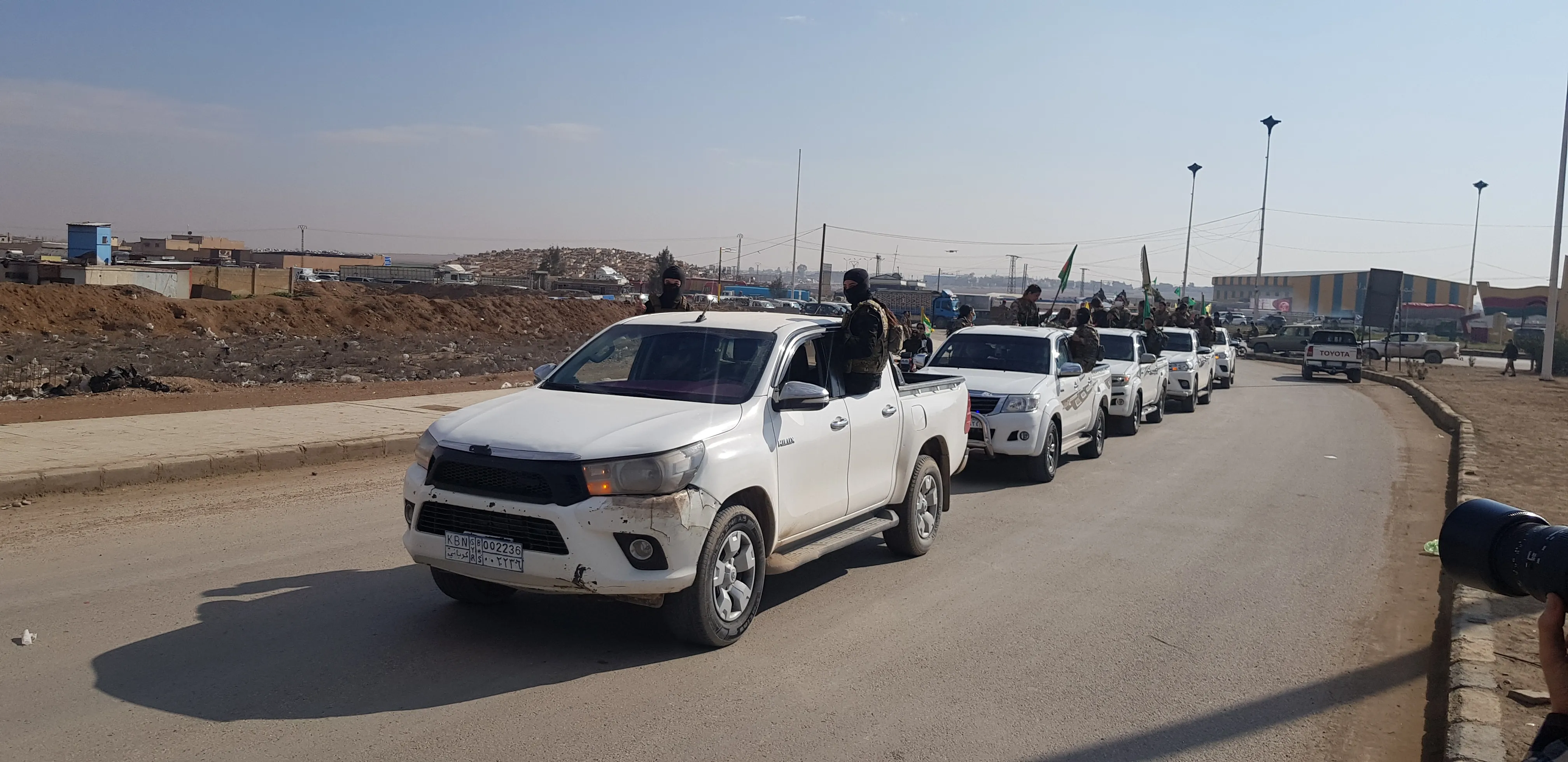 YPJ تحتفل بيوم المرأة العالمي بعرض عسكري في الحسكة