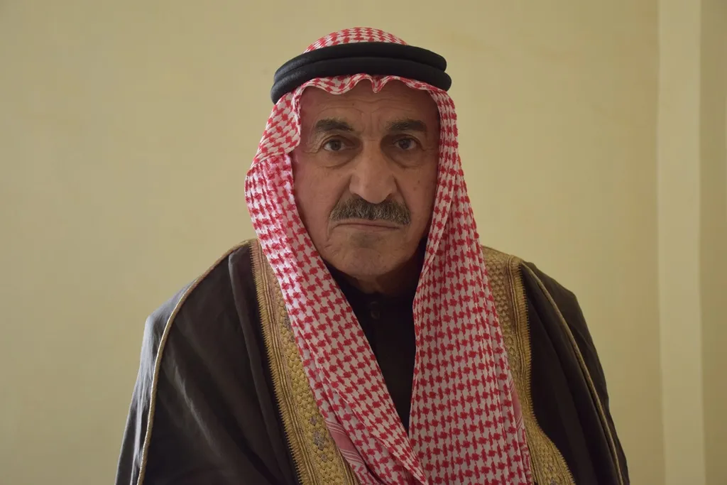 ​​​​​​​وجيه عشيرة عربية يصف " التسويات" التي تجريها حكومة دمشق بالفاشلة