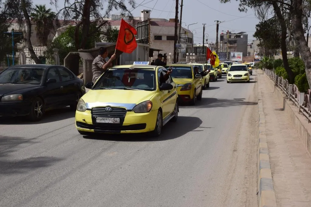​​​​​​​شبيبة قامشلو تتظاهر ضد الاحتلال وتؤكد استجابتها لنداء النفير العام