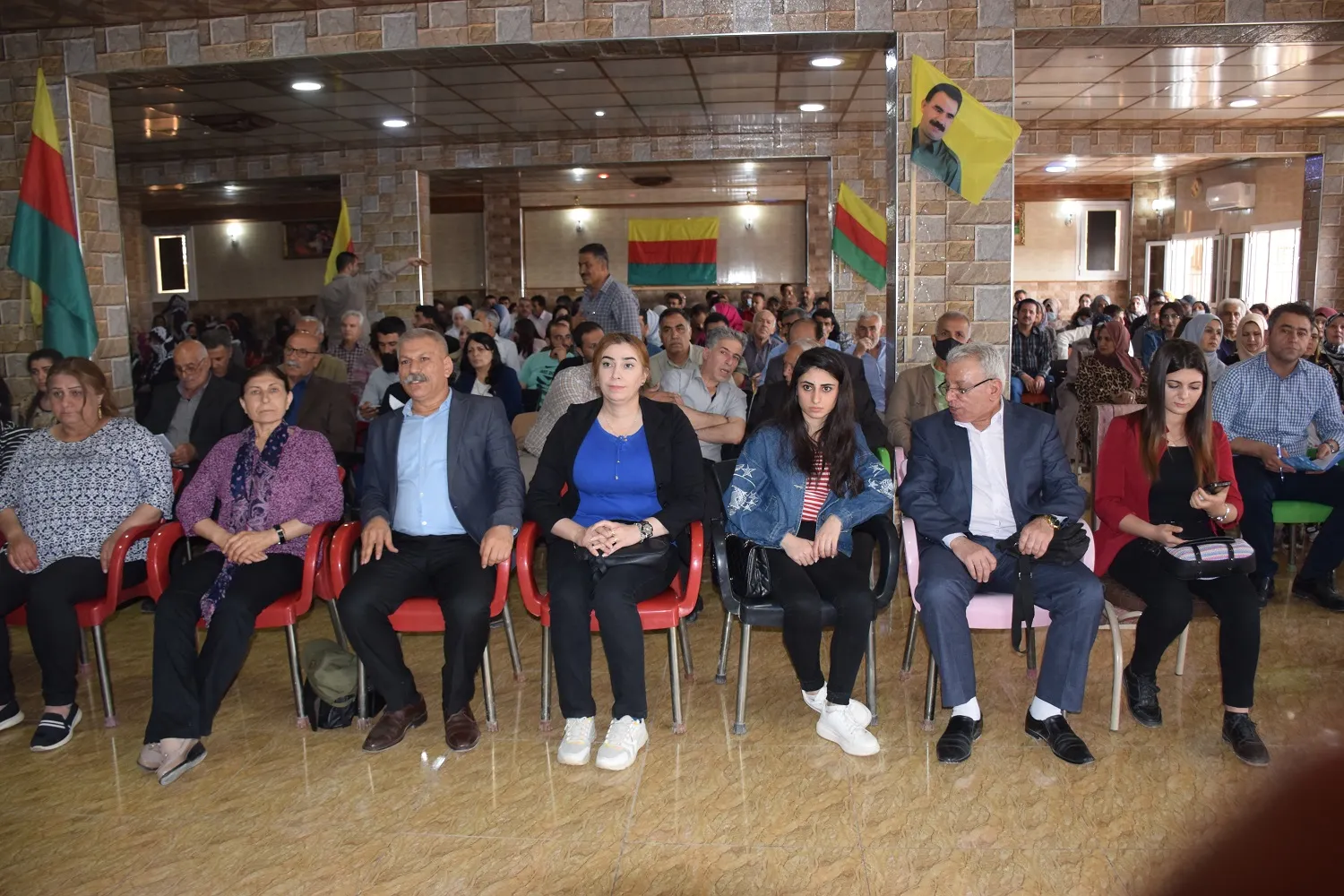 ​​​​​​​اللجنة المصغرة لصياغة العقد الاجتماعي تستقبل آراء حركة المجتمع الديمقراطي وأهالي تربه سبيه