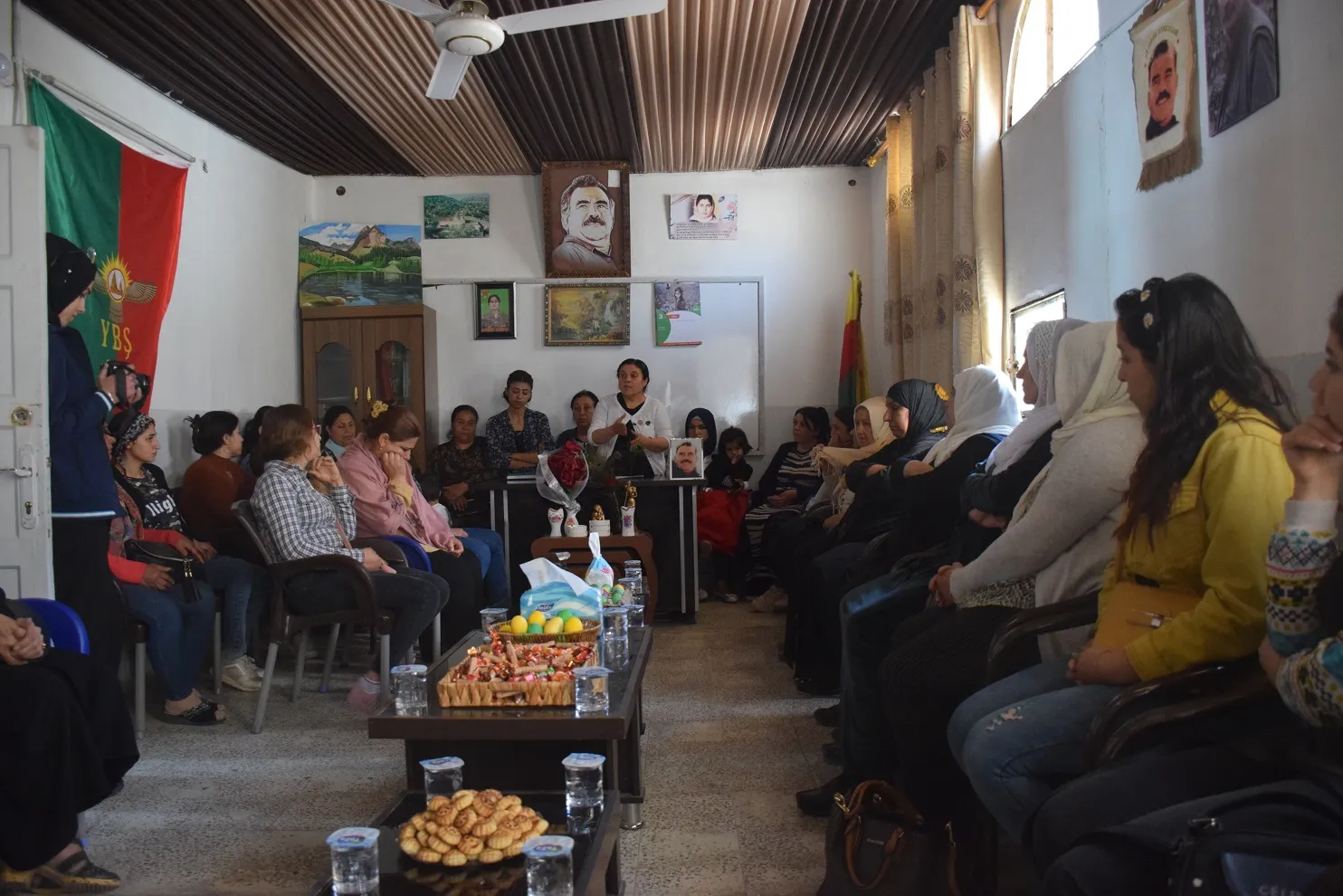 ​​​​​​​محاضرة في تربه سبيه لشرح طقوس عيد "الأربعاء الأحمر"