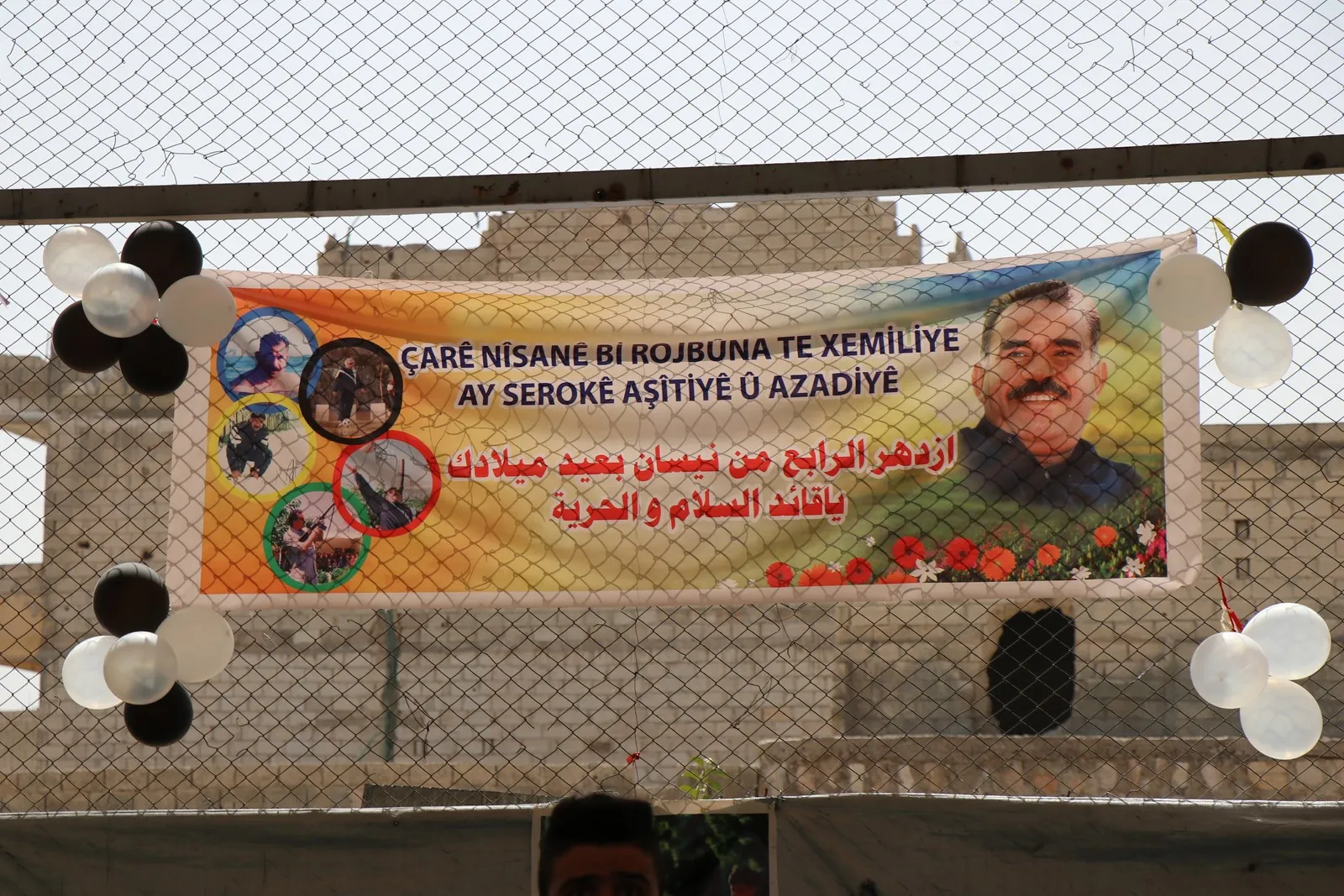 بمناسبة ميلاد القائد..​​​​​​ فعاليات رياضية واحتفالات لأبناء الشهداء