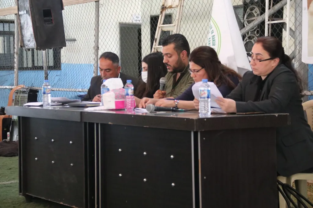 اللجنة المصغرة لصياغة العقد الاجتماعي تستقبل آراء أهالي مقاطعة قامشلو