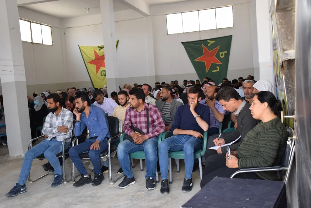 لجنة صياغة العقد الاجتماعي تنهي اجتماعها الثالث وسط ثناء المشاركين على الجهود المبذولة