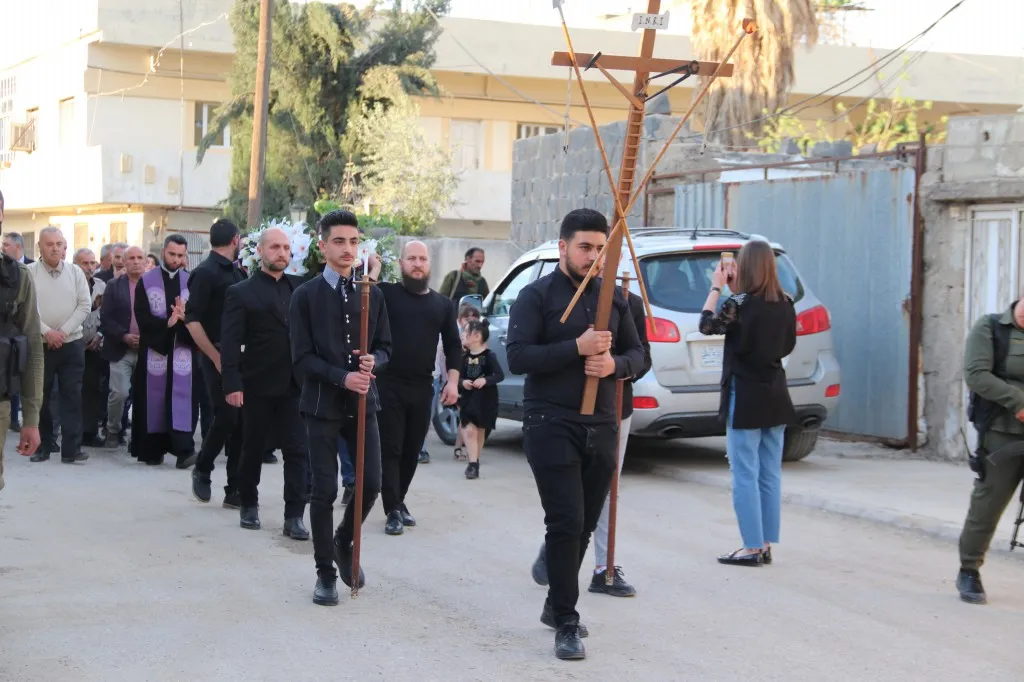 ​​​​​​​كلدانيو وأشوريو وسريان ديرك يحيون ذكرة موت ودفن السيد المسيح