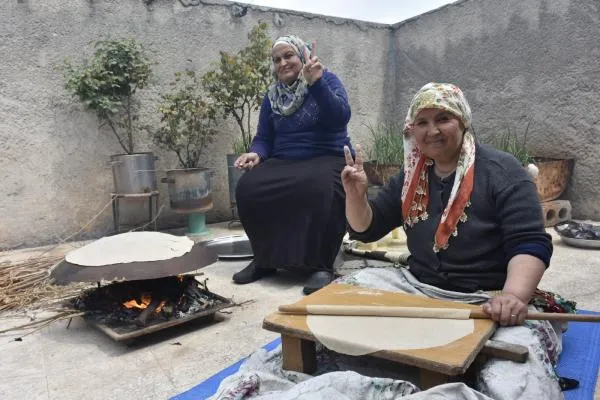 ​​​​​​​الشيخ مقصود.. نساء يواجهن الحصار بطريقتهن الخاصة