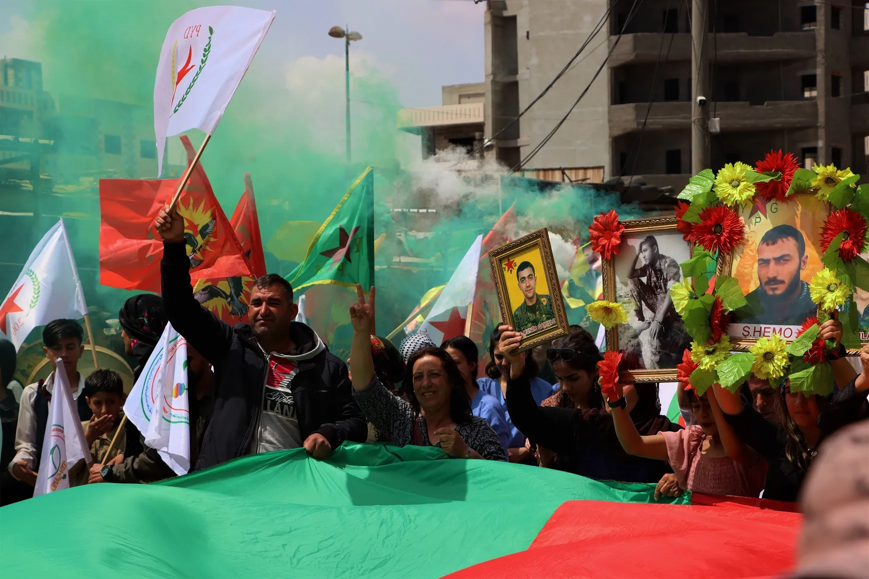 ​​​​​​​بالصور والفيديو.. مسيرة الكرامة ضد الاحتلال والخيانة بمدينة قامشلو