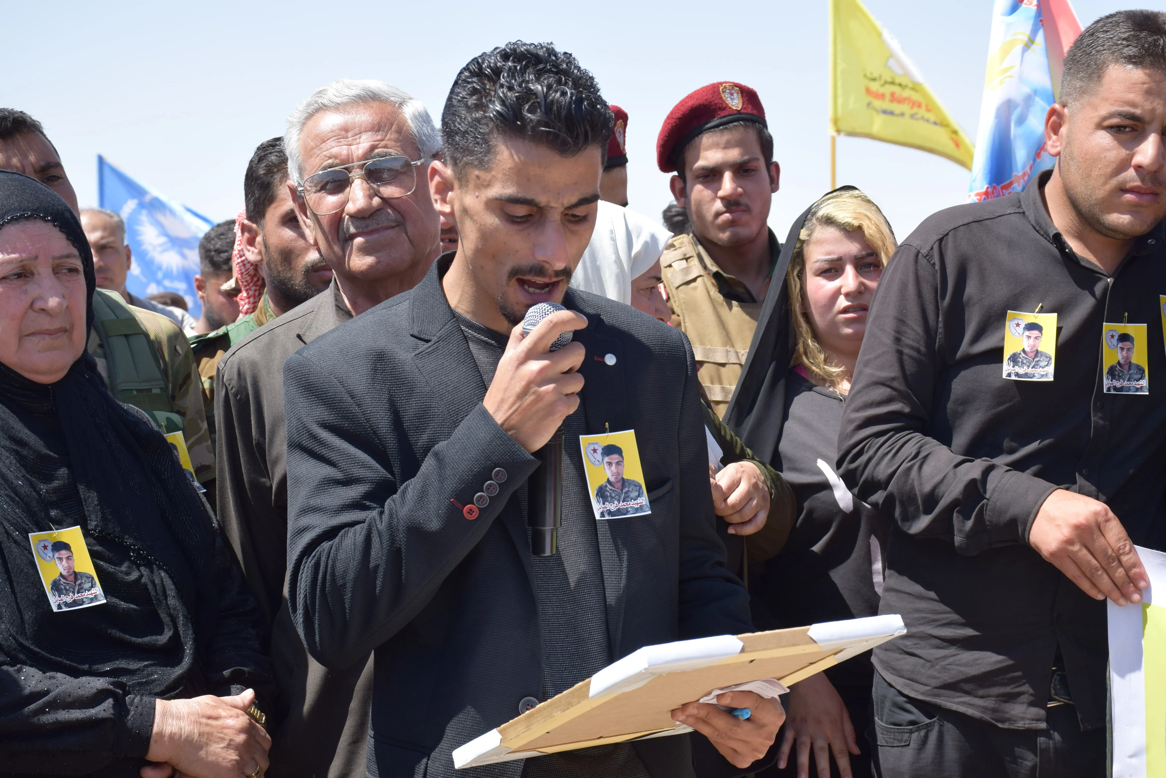 ​​​​​​​​​​​​​​أهالي تربه سبيه يشيّعون جثمان الشهيد محمد الصايل إلى مثواه الأخير