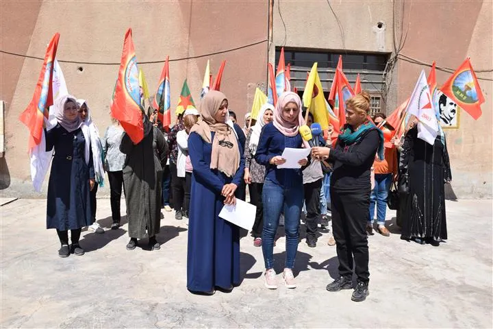 ​​​​​​​مجالس المرأة لعوائل الشهداء في إقليم الجزيرة تستنكر قرار حظر اللقاءات مع القائد أوجلان وتصفه بالتعسفي- تم التحديث  