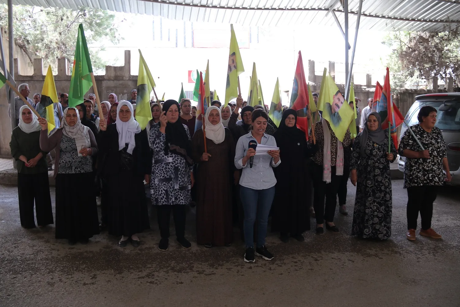 ​​​​​​​مجالس المرأة لعوائل الشهداء في إقليم الجزيرة تستنكر قرار حظر اللقاءات مع القائد أوجلان وتصفه بالتعسفي- تم التحديث  