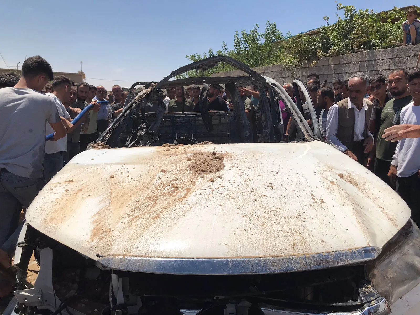 ​​​​​​​روج نيوز: مسيّرة تستهدف سيارة في مخيم مخمور
