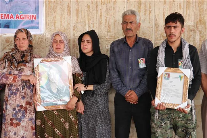 ​​​​​​​مراسم غيابية في الحسكة لمقاتلتين من وحدات المرأة الحرة- ستار استشهدتا بالأسلحة الكيماوية