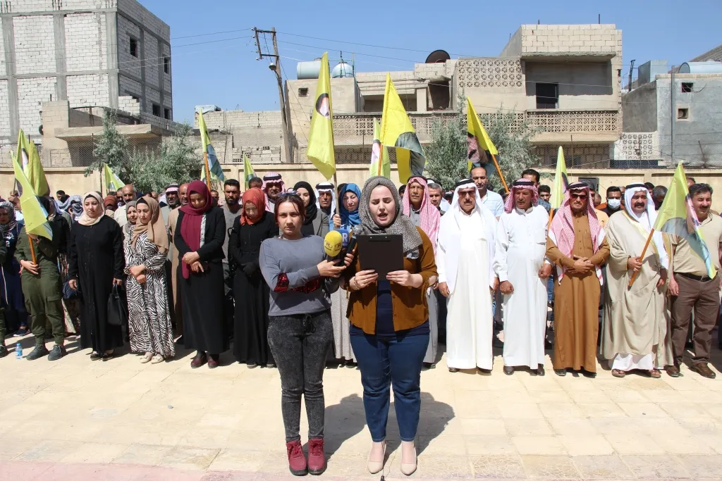 ​​​​​​​أكثر من 300 ألف توقيع في منبج لإزالة اسم حزب العمال الكردستاني من "قائمة الإرهاب"