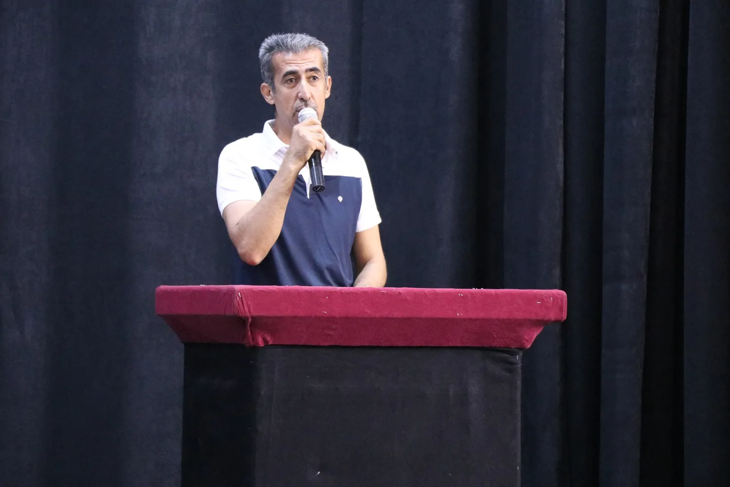 افتتاح أول معرض للكتب الكردية في قامشلو