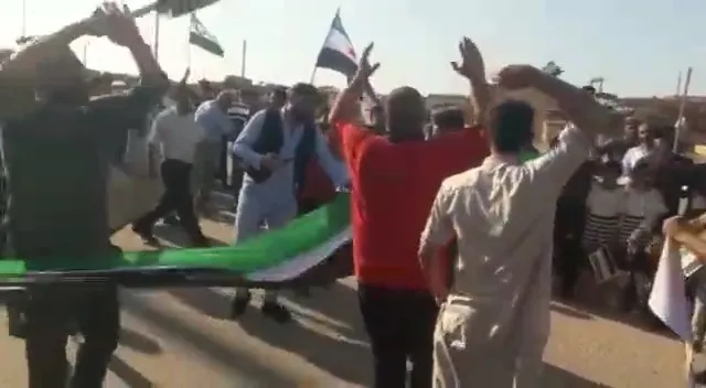 ​​​​​​​أهالي مدينة إدلب المحتلة ينتفضون في وجه الاحتلال التركي
