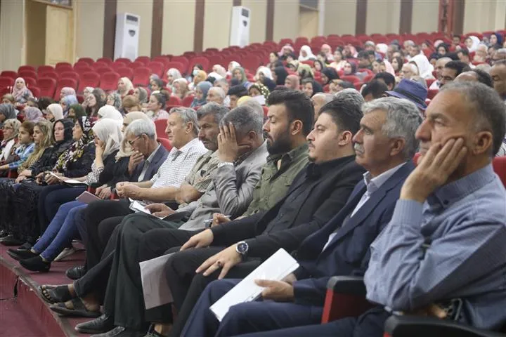 ​​​​​​​مقترحات أهالي الحسكة في الاجتماع الجماهيري الأول مع لجنة صياغة العقد الاجتماعي