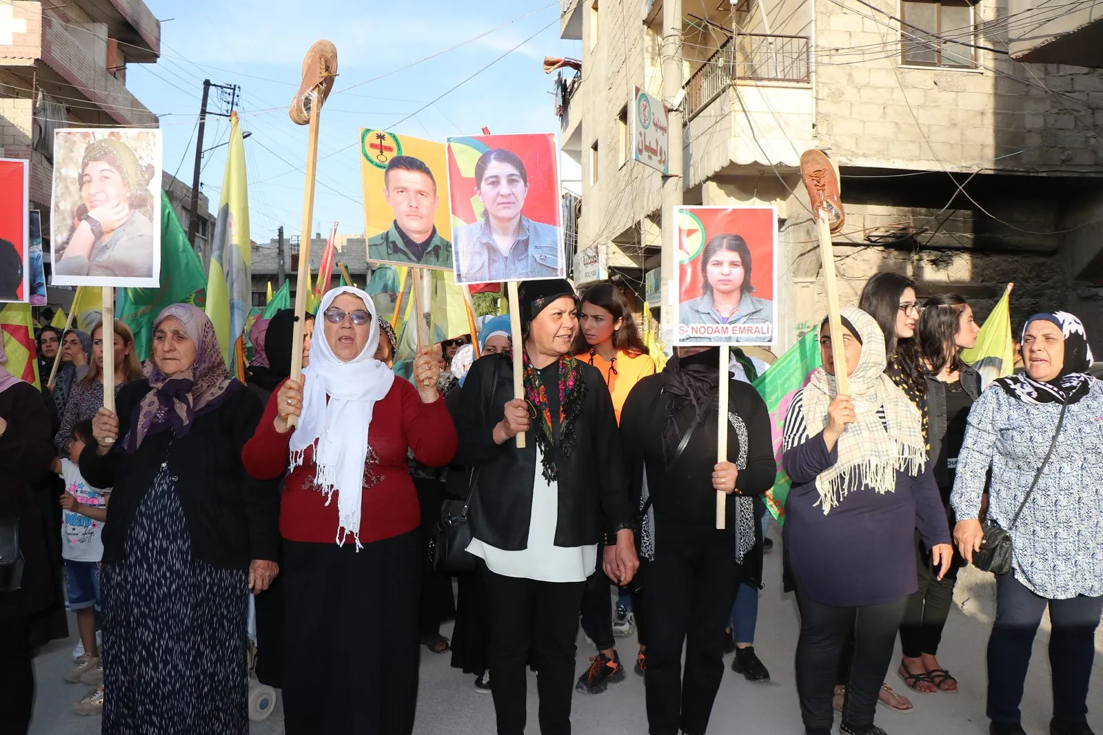مسيرة الكرامة في حلب تؤكد على دعم ومساندة الكريلا