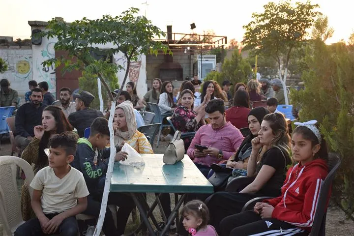 دعماً لمقاومة الكريلا فعالية فنية في الحسكة