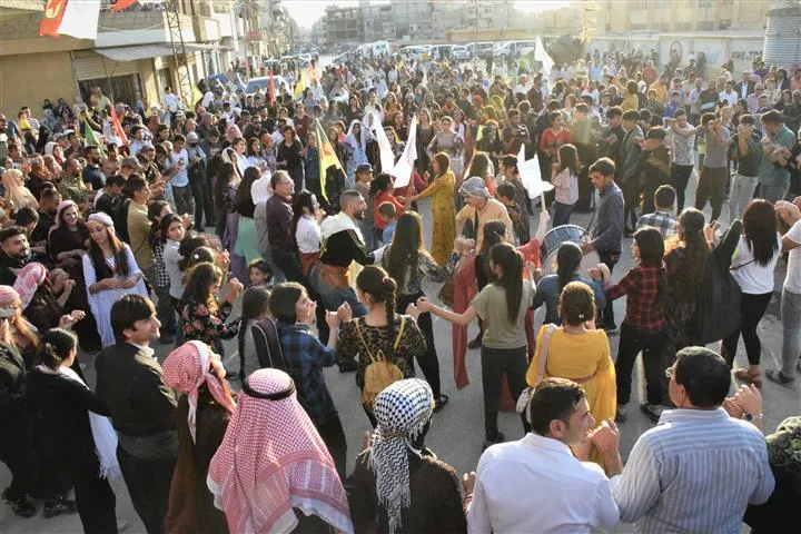 مسيرة جماهيرية في الحسكة دعماً لمقاومة الكريلا