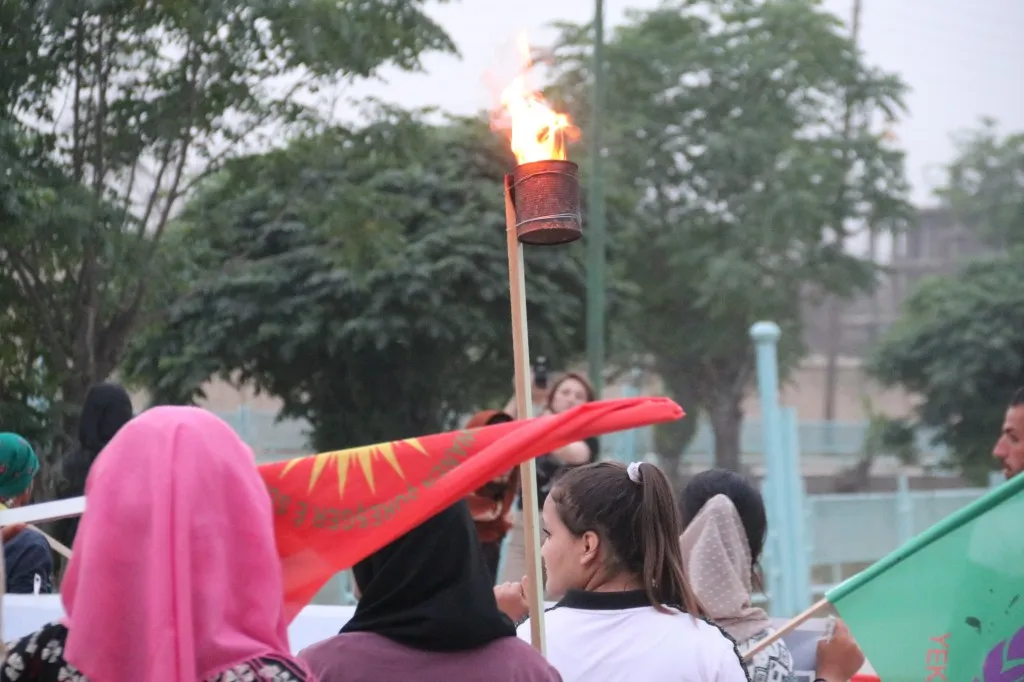 شبيبة مخيم نوروز يشاركون في فعالية خيمة المقاومة