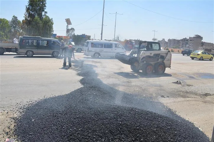 ​​​​​​​تعبيد الطرق وصيانة شبكات الصرف.. أهم مشاريع بلديات الشعب في إقليم الجزيرة