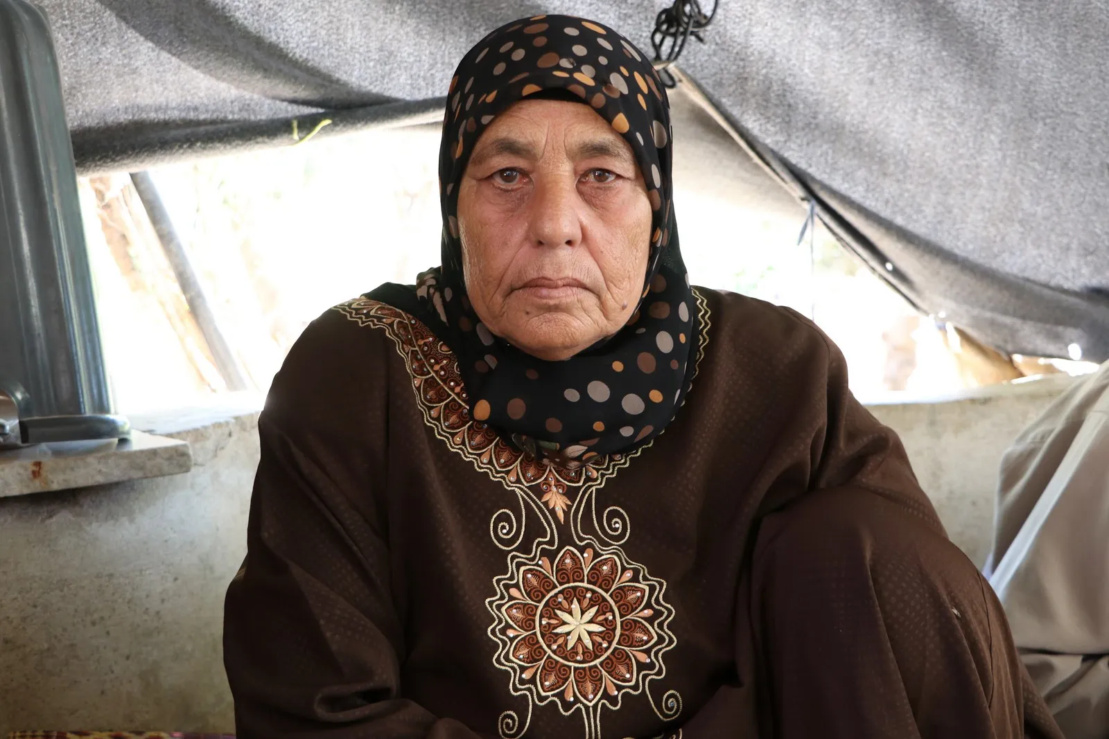 ​​​​​​​"الموت أهون علينا من ترك أرضنا"