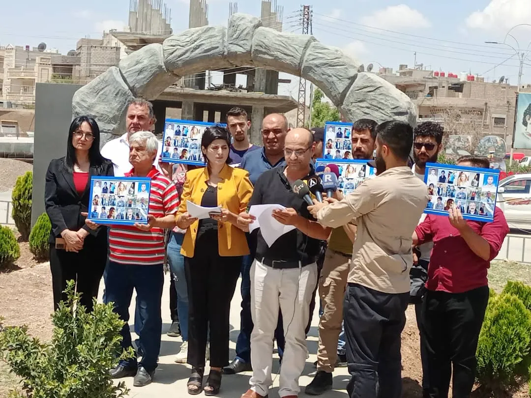 373 صحفياً في شمال وشرق سوريا يطالبون بإطلاق سراح زملائهم المعتقلين في السجون التركية