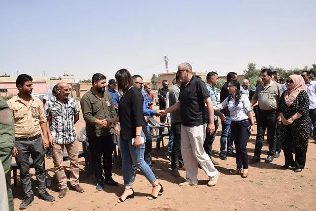 ​​​​​​​أهالي تربه سبيه يقدمون واجب العزاء لذوي الشهيدة آفزم جيا