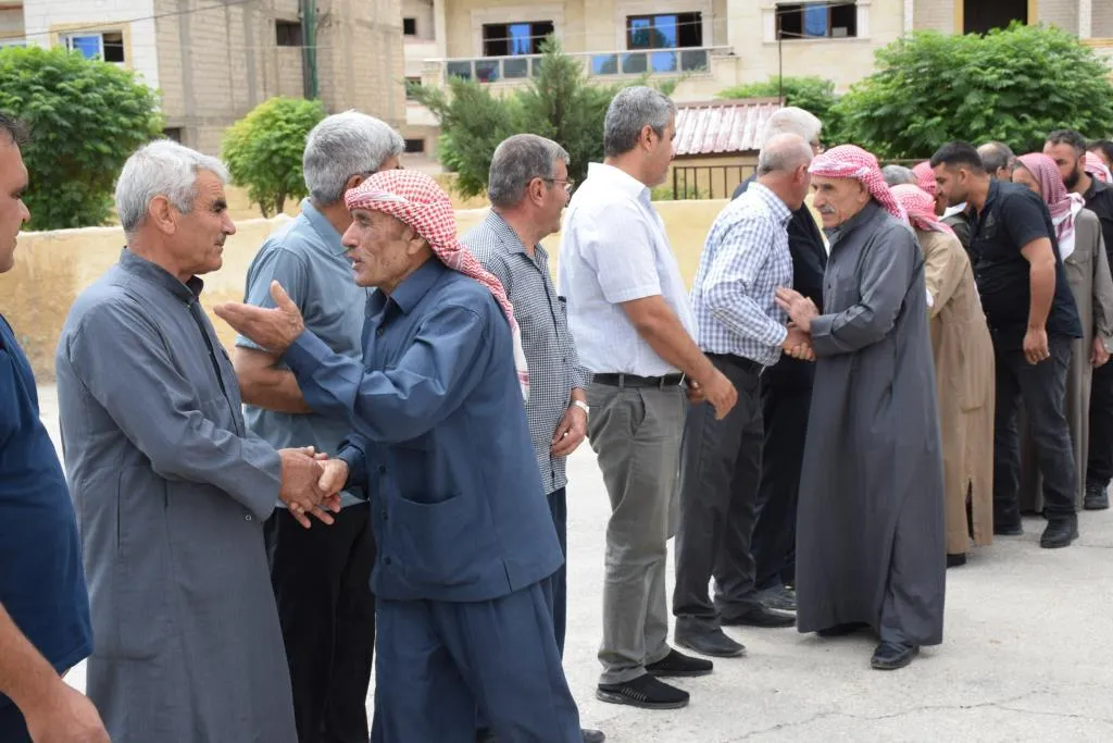 الإدارة الذاتية في إقليم الفرات تعقد جلسة صلح بين عائلتين من كوباني بعد خلاف دام 30عاماً