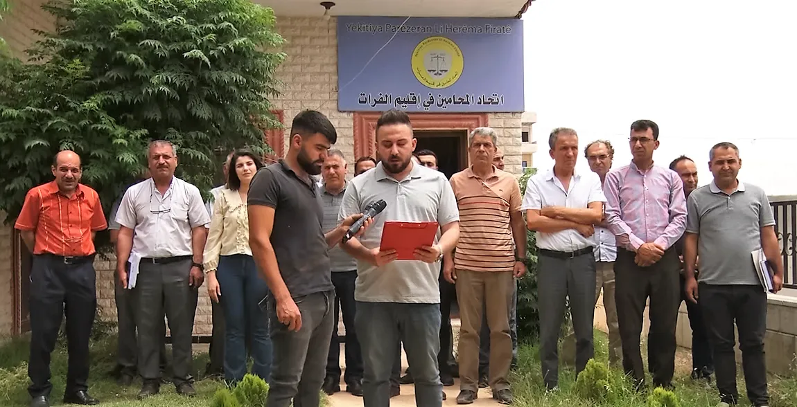 مجلس العدالة الاجتماعية واتحاد المحامين في إقليم الفرات يحثان الشعب على مقاومة هجوم محتمل