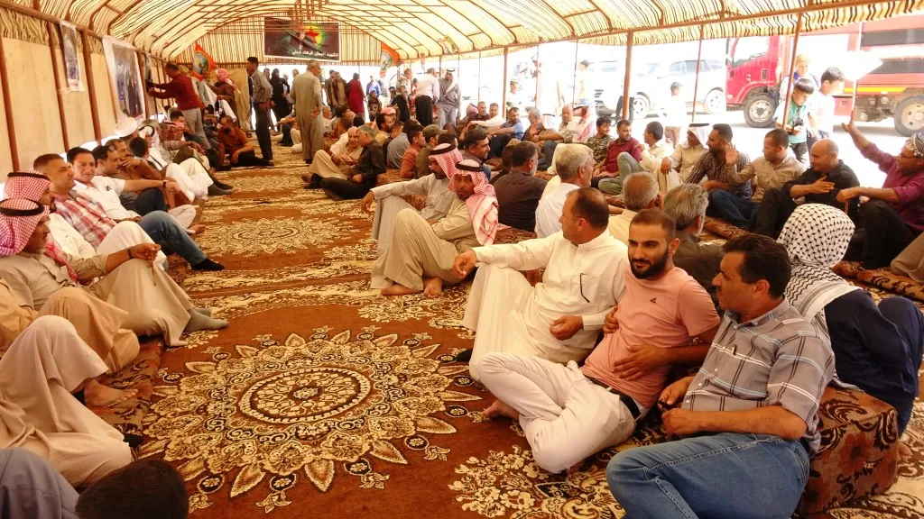 ​​​​​​​المئات في مقاطعة كري سبي يقدمون واجب عزاء الشهيد فرهاد شبلي
