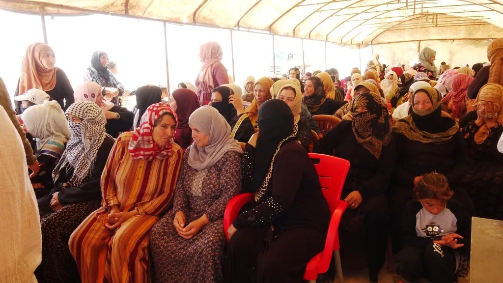 ​​​​​​​المئات في مقاطعة كري سبي يقدمون واجب عزاء الشهيد فرهاد شبلي