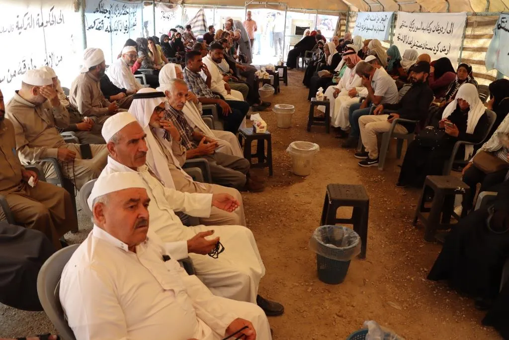 تنديداً بهجمات الاحتلال التركي.. مؤتمر الإسلام الديمقراطي ينصب خيمة اعتصام في قامشلو